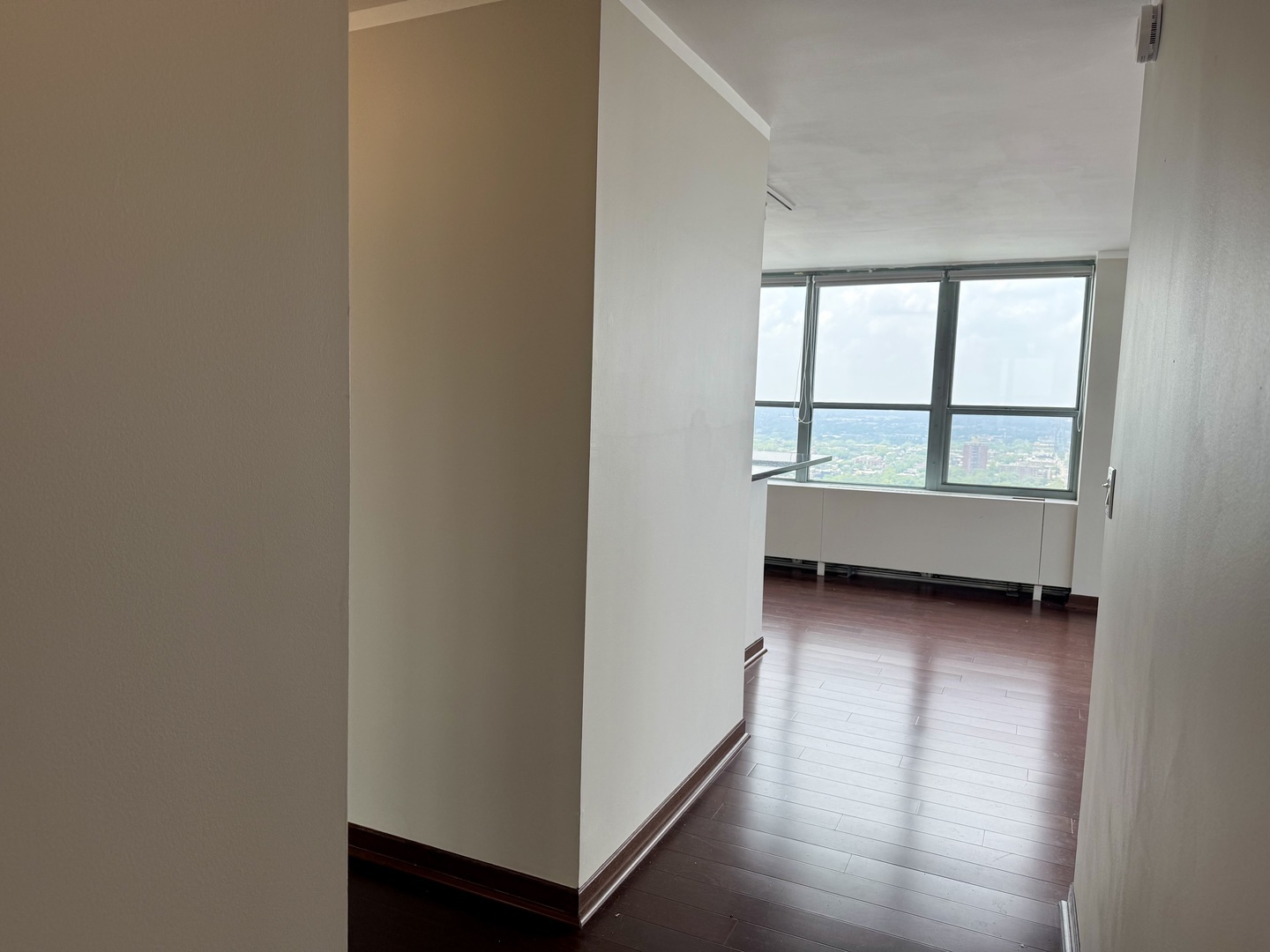 Property Photo:  655 W Irving Park Road 3916  IL 60613 