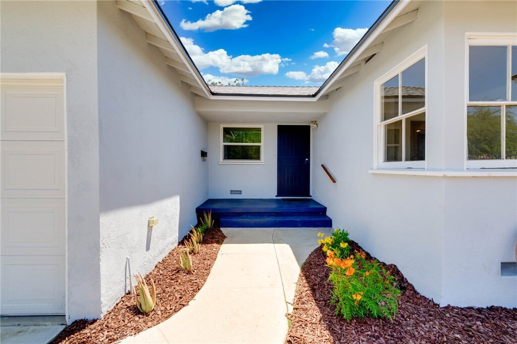 Property Photo: 38338 16th Street E CA 93550