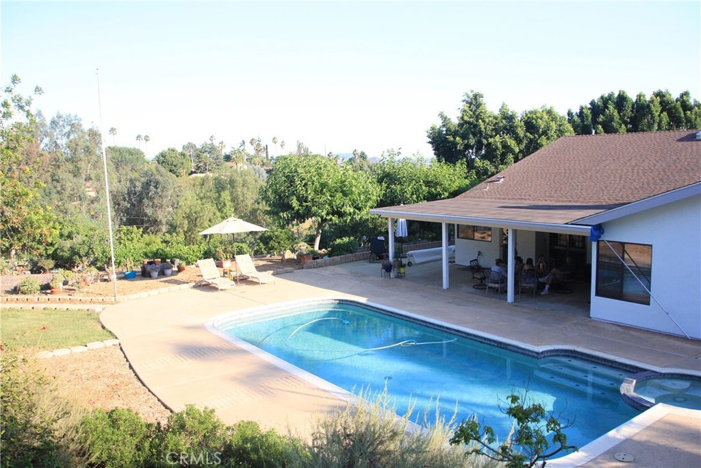 Property Photo:  520 Woodland Hills Drive  CA 92029 