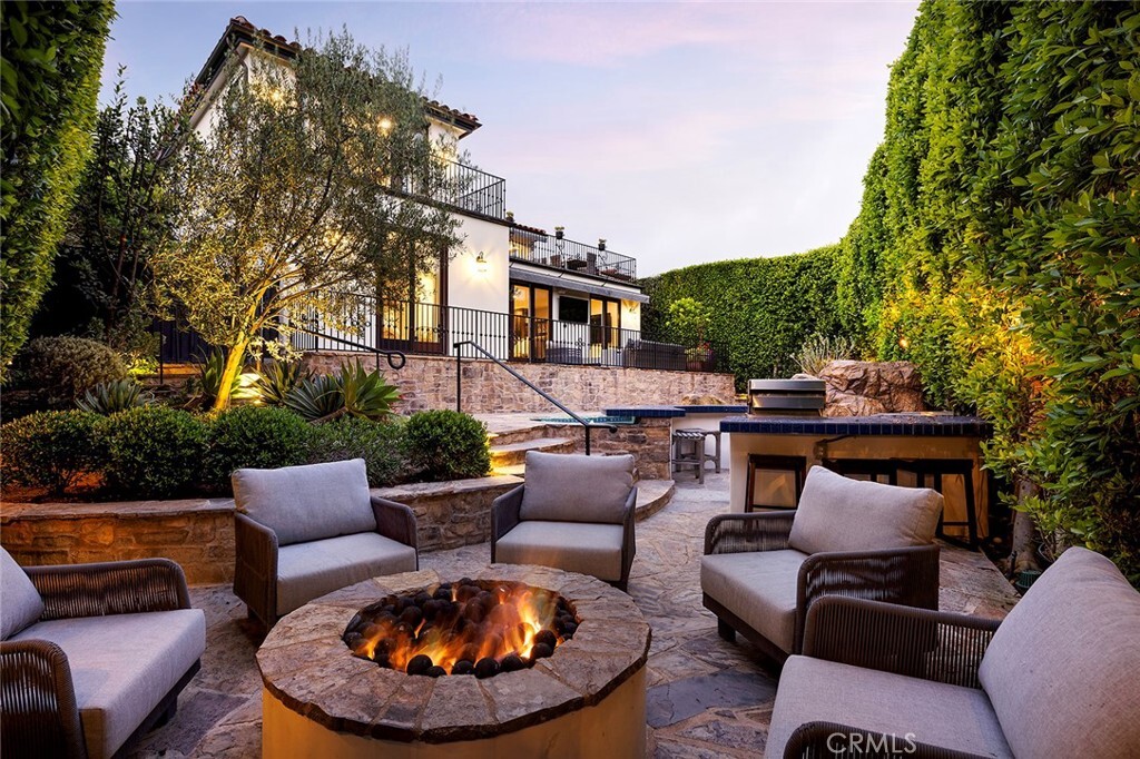 420 De Sola Terrace  Corona Del Mar CA 92625 photo