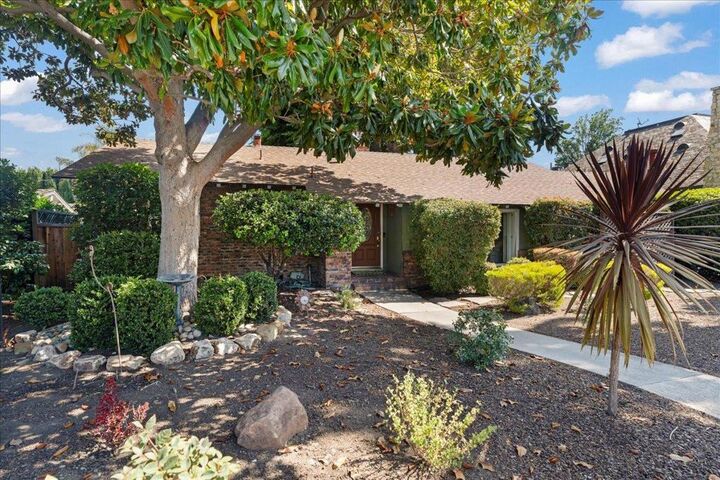 1829 Cabana Drive  San Jose CA 95125 photo