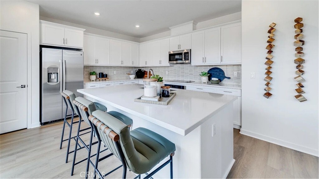 Property Photo:  2654 Birdsong Privado Avenue  CA 91761 