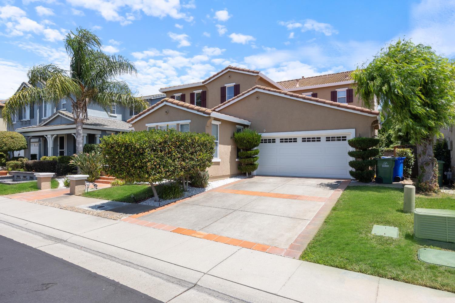Property Photo:  6904 Rio Tejo Way  CA 95757 