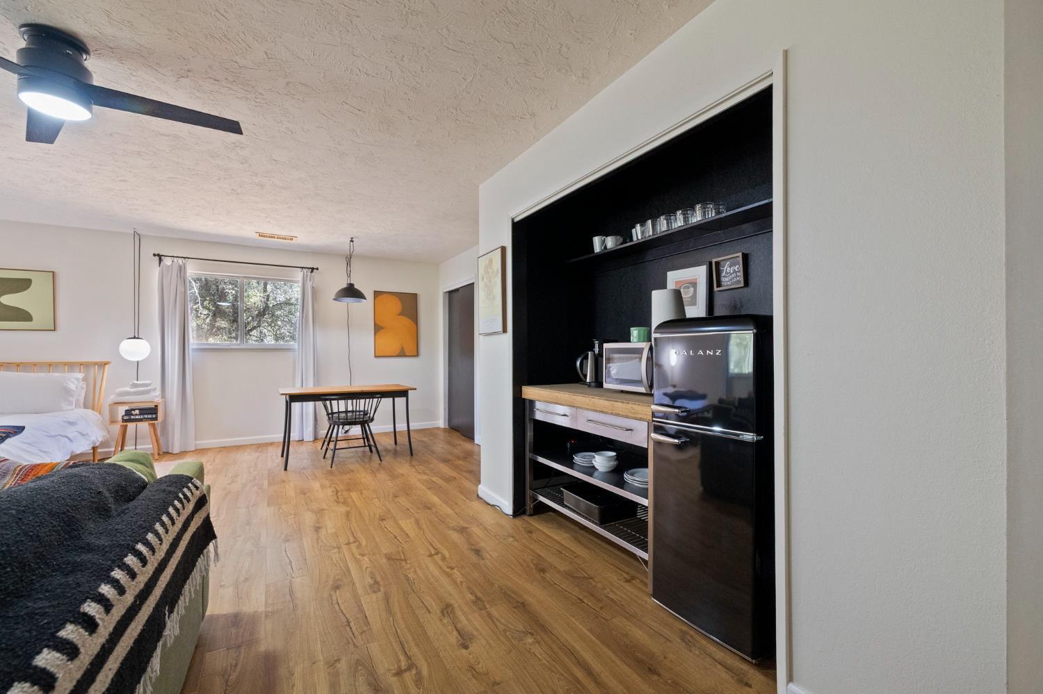 Property Photo: 20018 Pine Mountain Drive CA 95321