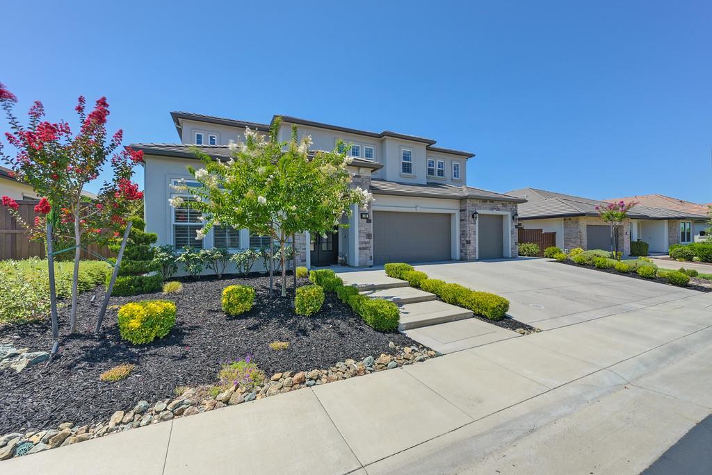 Property Photo:  689 Oreno Circle  CA 95630 
