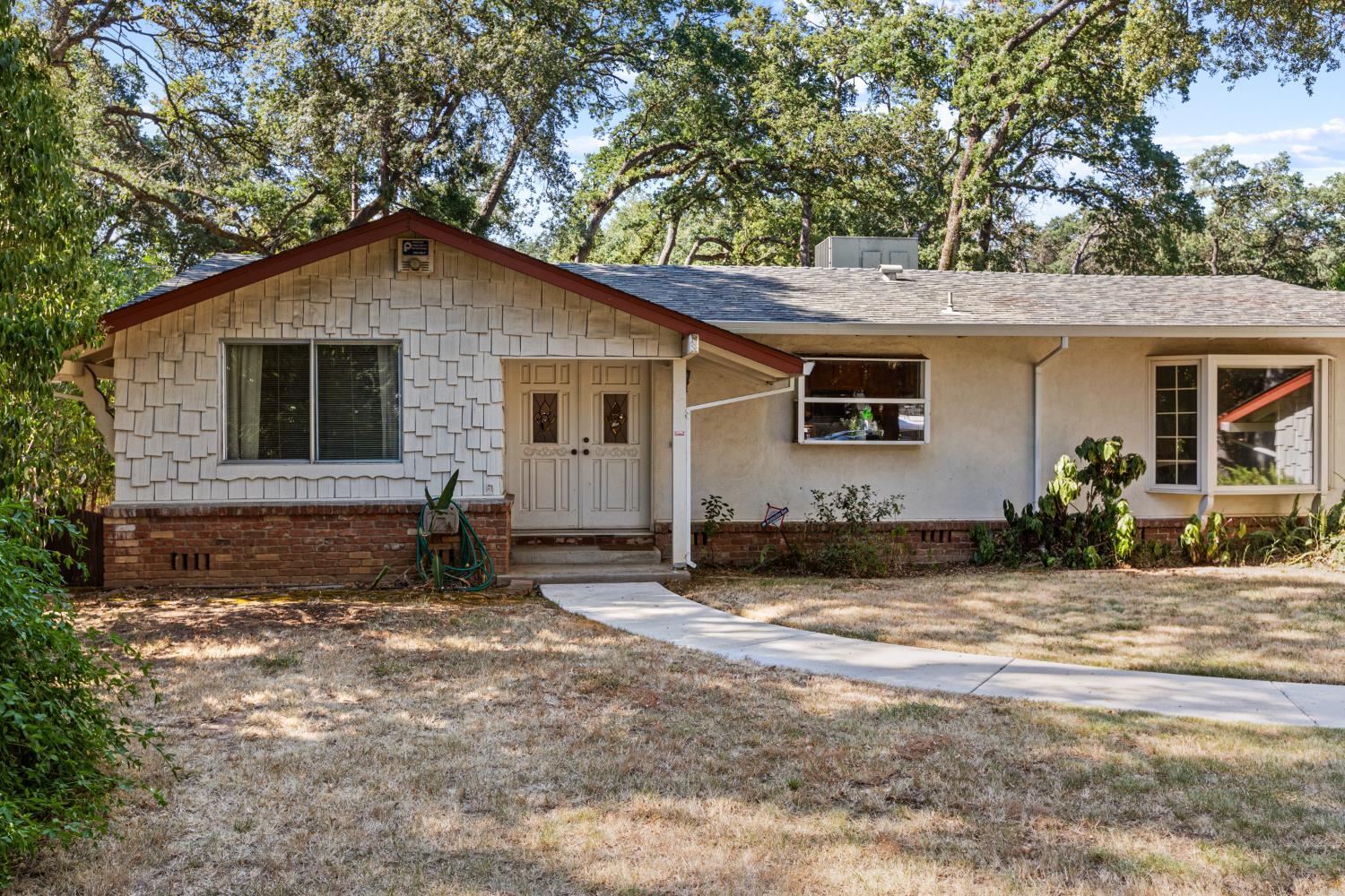 Property Photo: 5946 Muldrow Road CA 95608