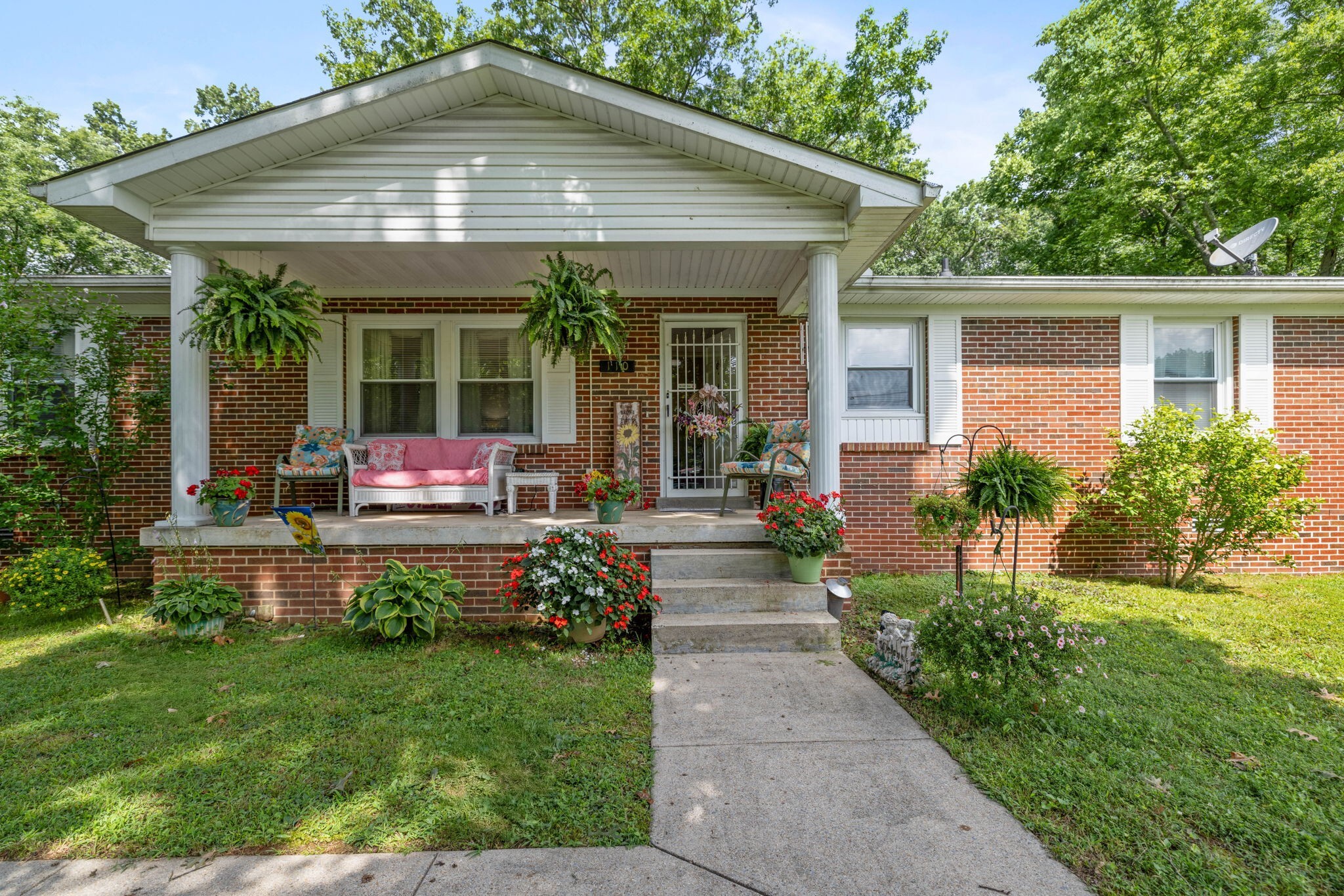 Property Photo: 110 Ligon Dr TN 37160