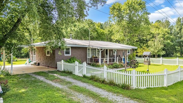 Property Photo:  99 Arnold Rd  TN 37335 