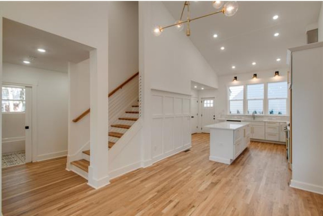 Property Photo: 814 Powers Ave TN 37206