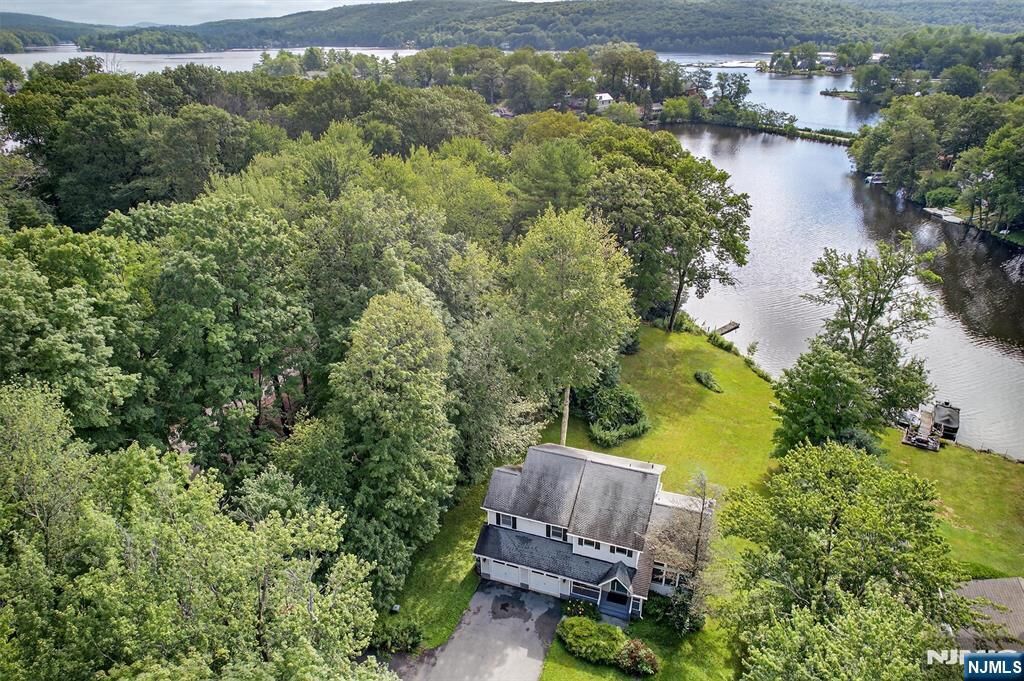 Property Photo: 546 Warwick Turnpike NJ 07421