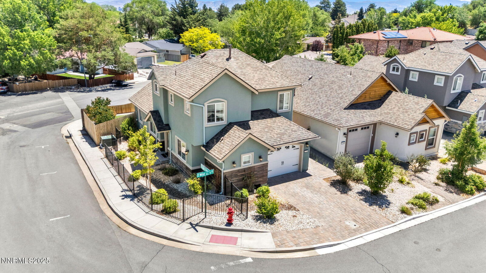 Property Photo: 1200 Wild Oak Court NV 89503