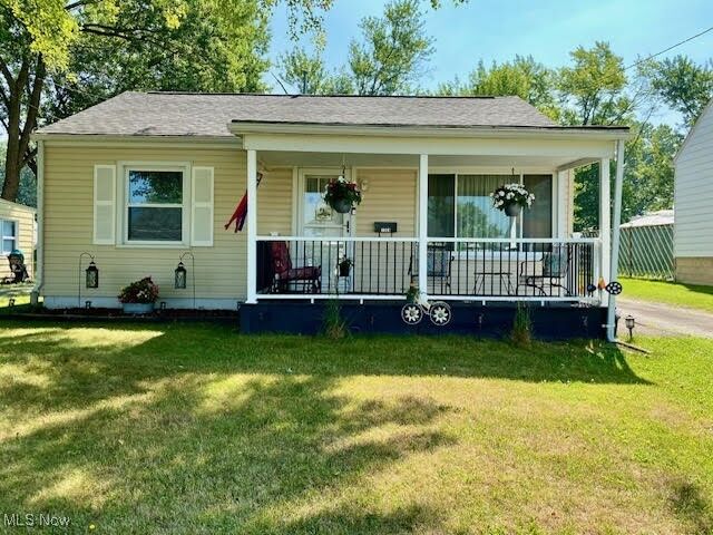 Property Photo:  1964 Bonnie Brae Avenue NE  OH 44483 
