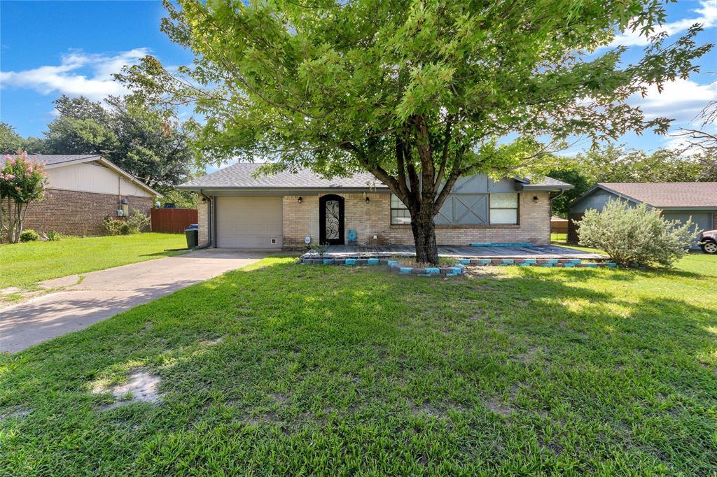 245 Gordon Drive  Azle TX 76020 photo