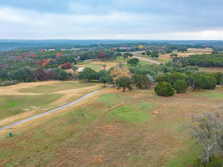 Property Photo:  7617 Retreat Boulevard  TX 76033 