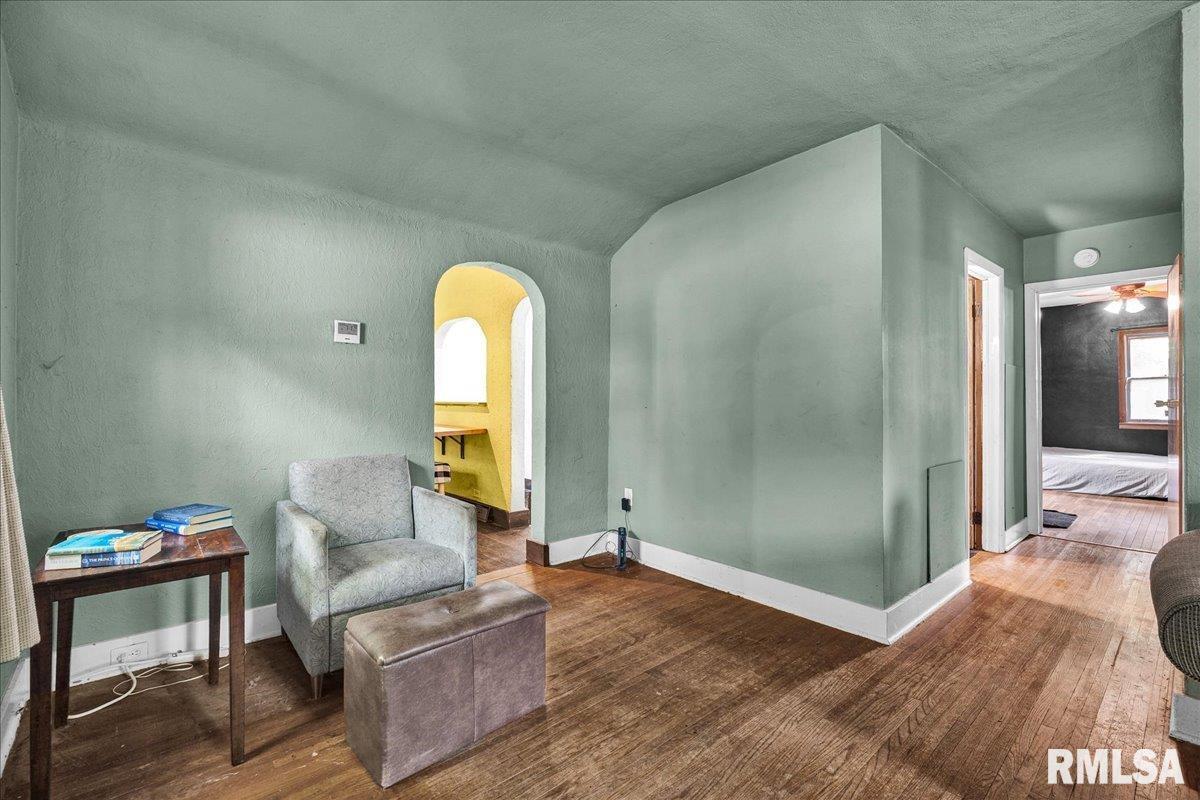 Property Photo: 5517 N Humboldt Avenue IL 61614