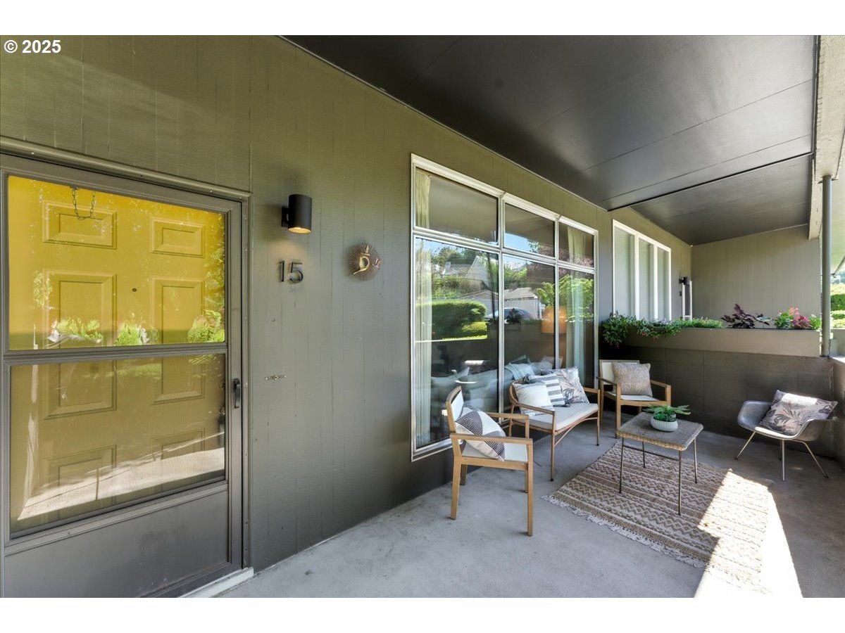 Property Photo: 5225 SW Oleson Rd 15 OR 97225