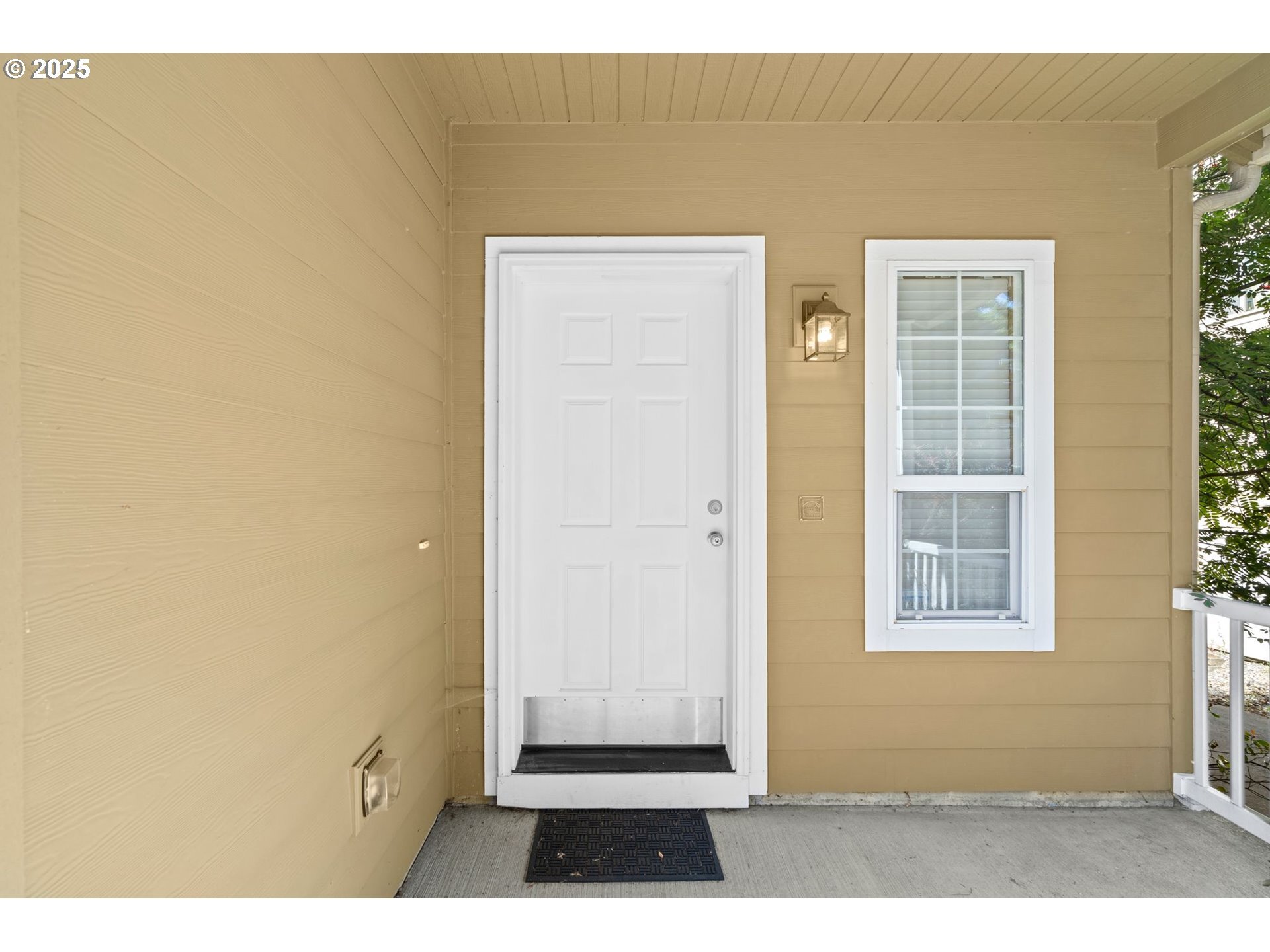 Property Photo:  12604 NE 25th Way  WA 98684 