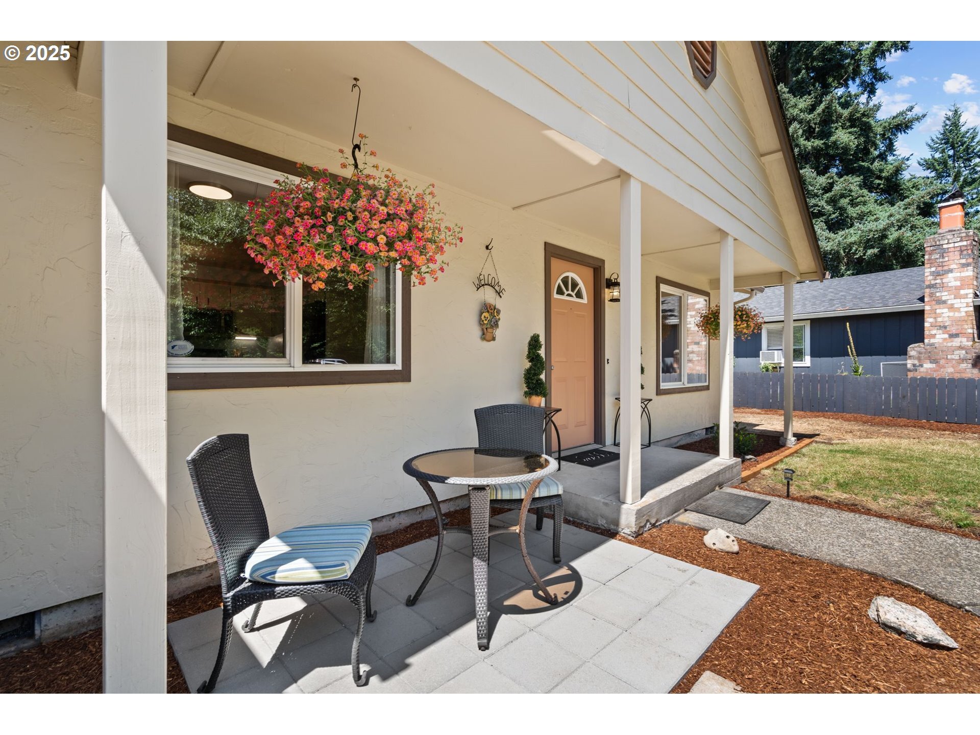 Property Photo: 15500 NE Perrault Dr WA 98684