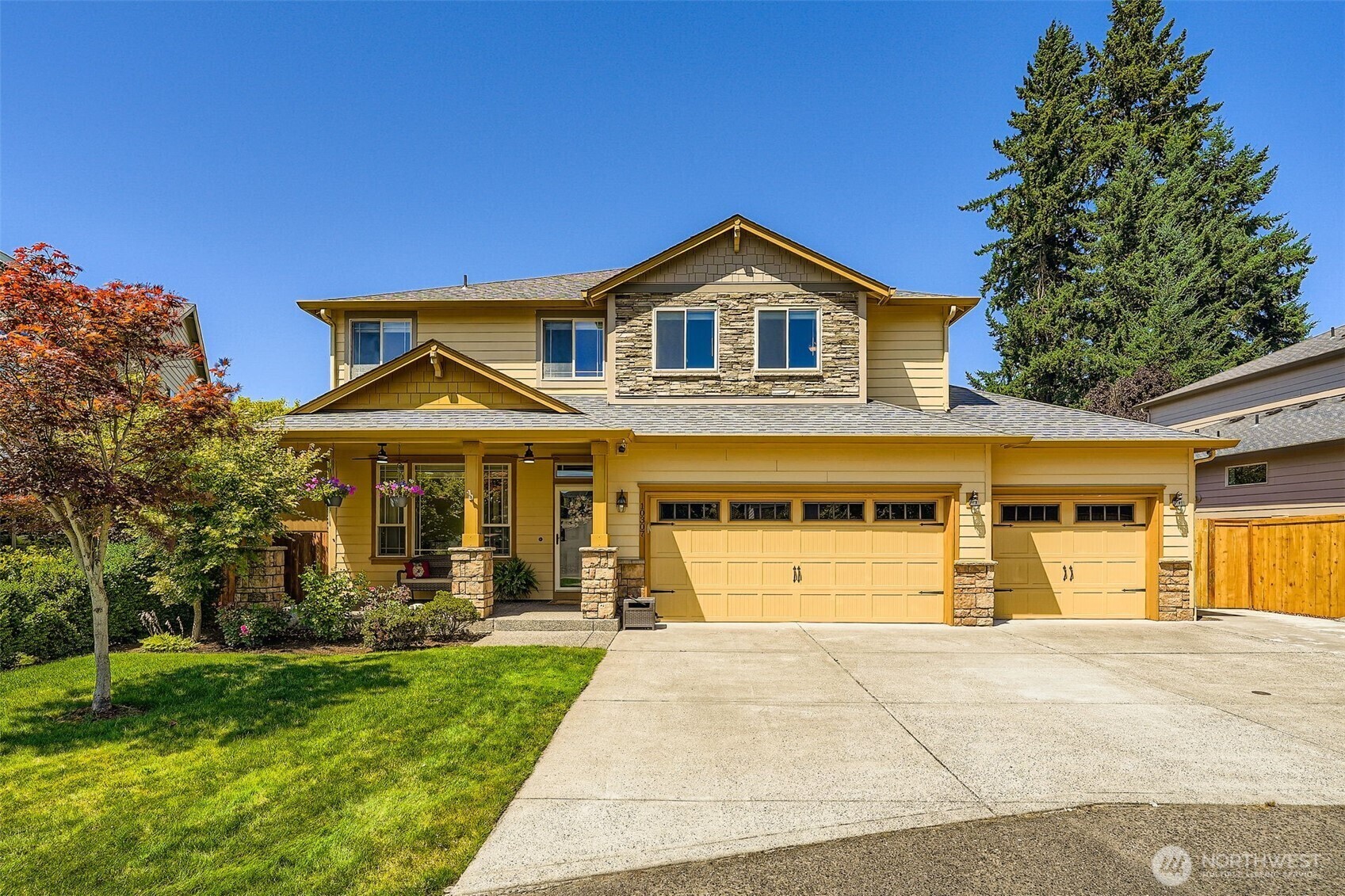 Property Photo:  10307 NE 33rd Court  WA 98686 