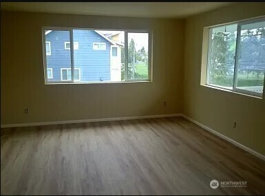 Property Photo:  5215  38th Avenue SW  WA 98126 