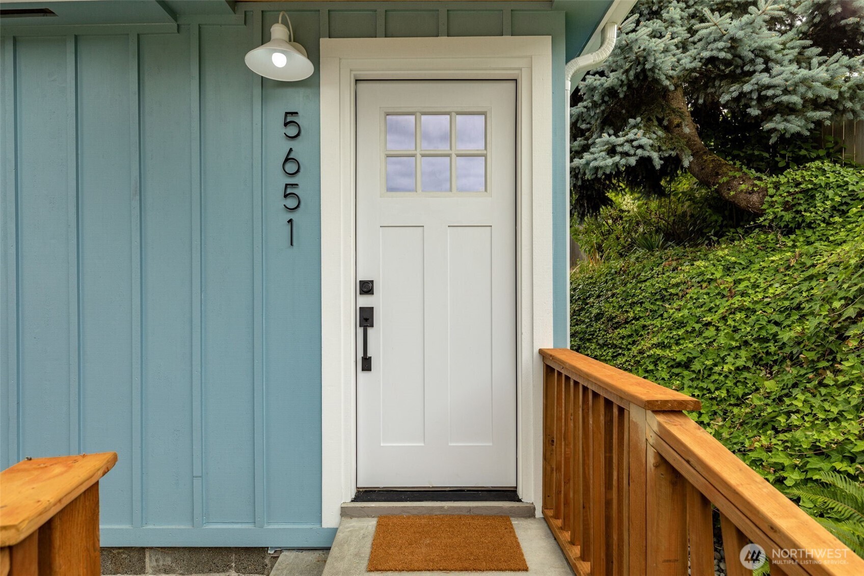 Property Photo: 5651 S 144th Street WA 98168