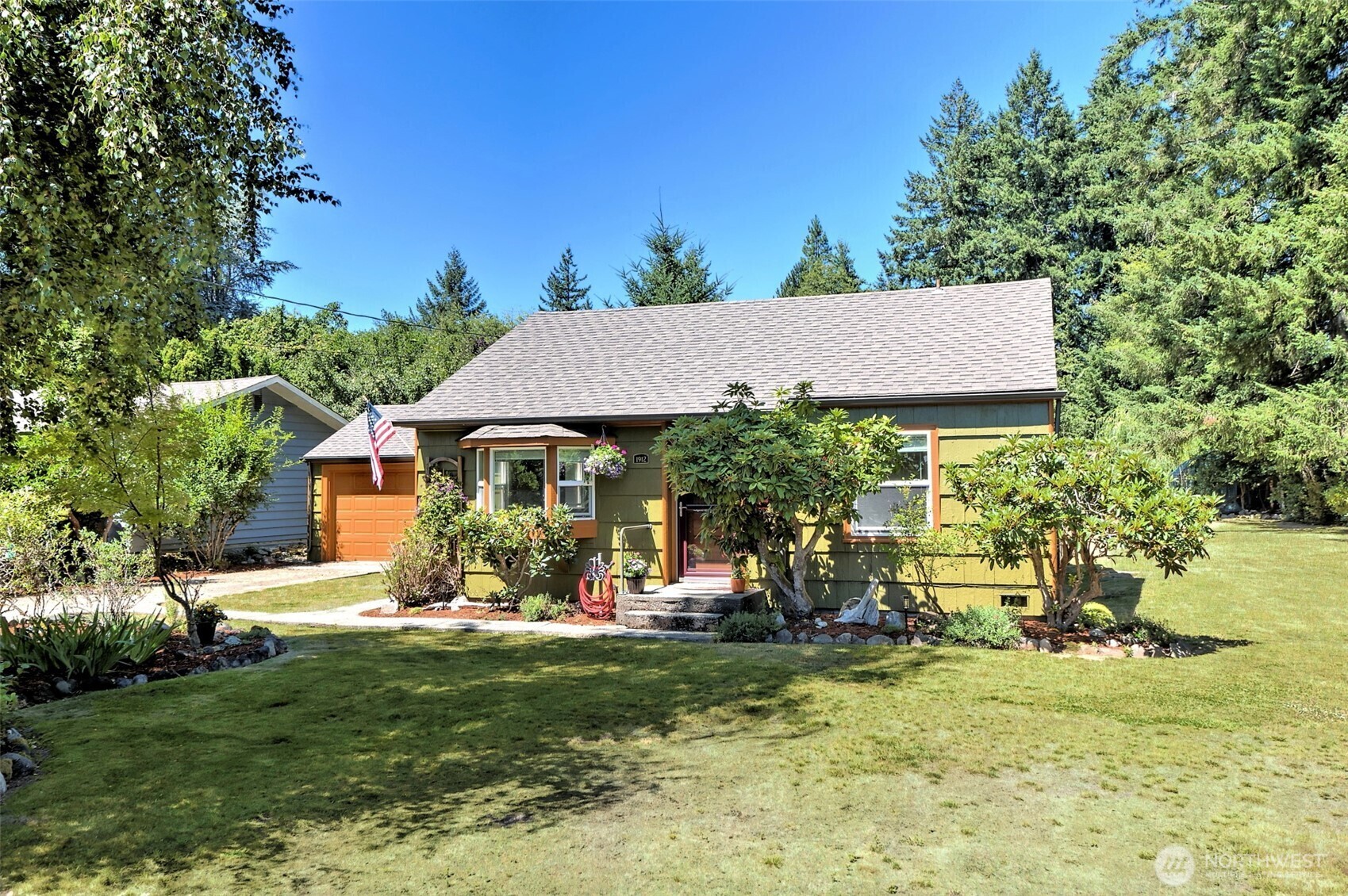 Property Photo: 1912 Elliott Avenue NW WA 98502