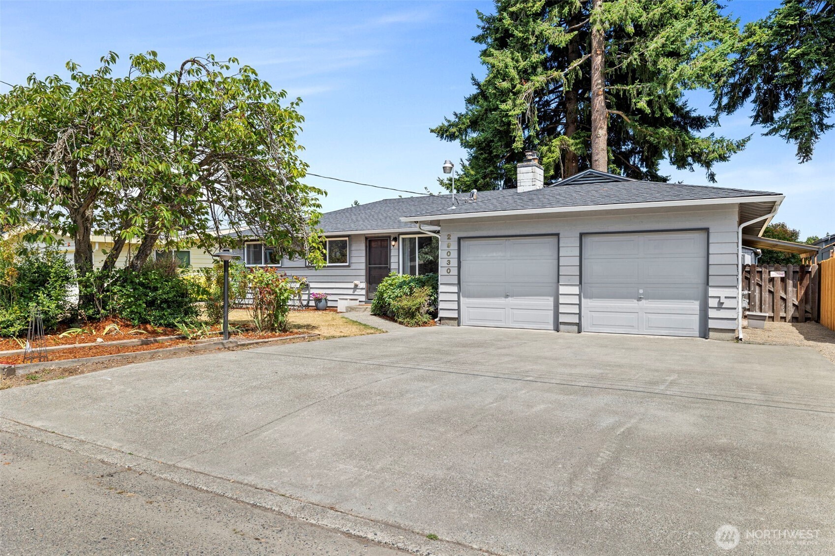 Property Photo:  29030  45th Avenue S  WA 98001 