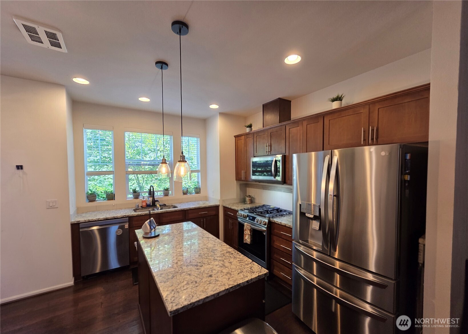 Property Photo:  11004  20th Drive SE  WA 98208 