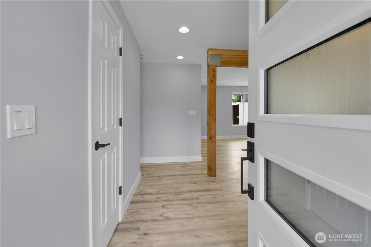 Property Photo: 15628 2nd Place W WA 98087