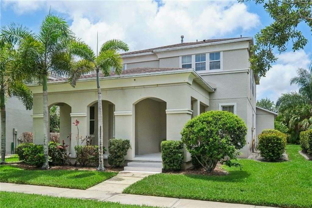 Property Photo: 1302 Classic Court FL 32966