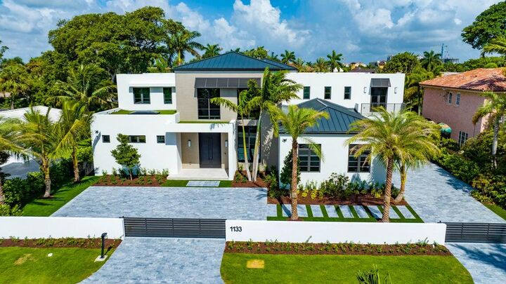 1133 Cocoanut Road  Boca Raton FL 33432 photo