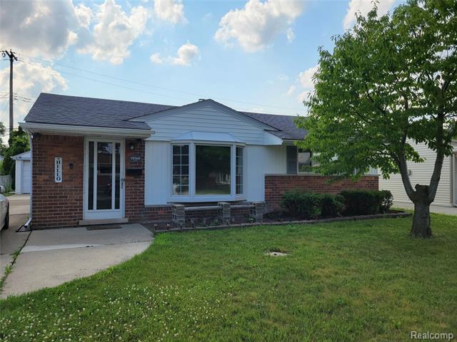 18560 Valade Street  Riverview MI 48193 photo