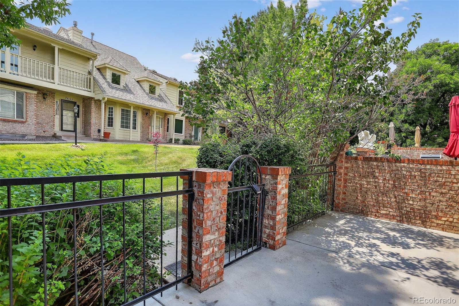 Property Photo:  7643 S Cove Circle  CO 80122 