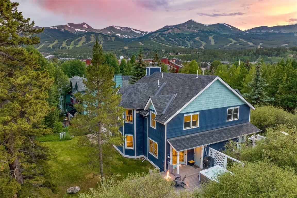 Property Photo:  196 Wellington Road  CO 80424 