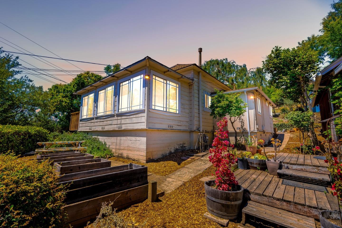 Property Photo: 1284 Amesti Road CA 95076