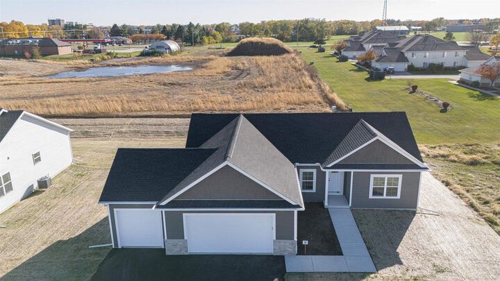 Property Photo:  1702 Kyle Circle  WI 53511 