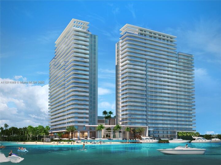 16385 Biscayne Blvd 1205  North Miami Beach FL 33160 photo