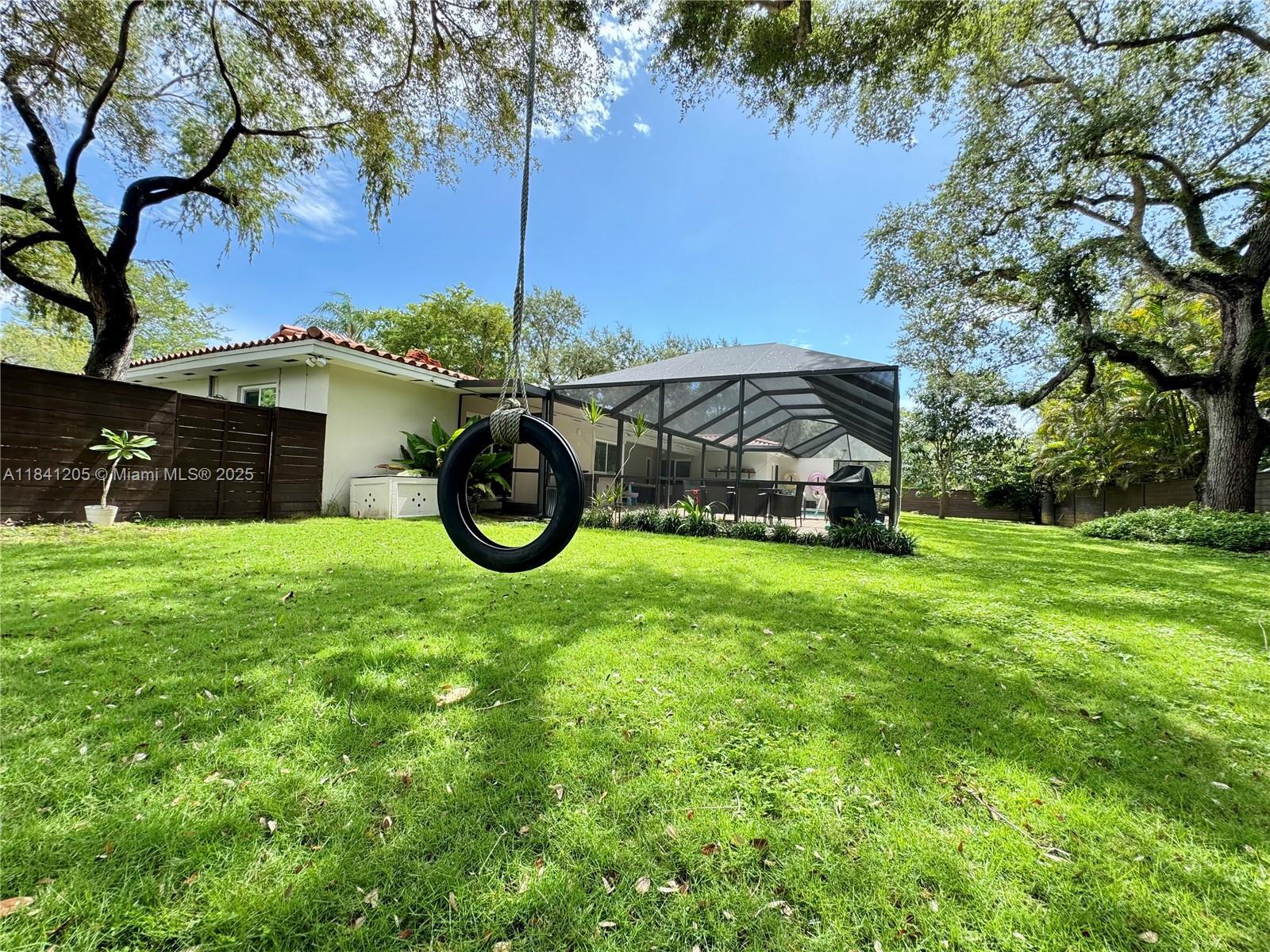 Property Photo: 7450 SW 165th Ter FL 33157