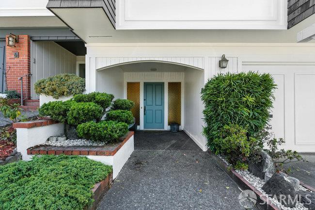 Property Photo:  2 Ora Way  CA 94131 