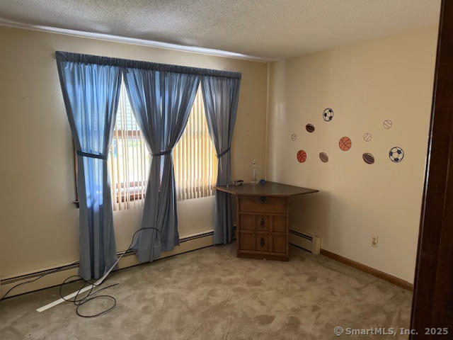 Property Photo:  69 Pheasant Lane  CT 06108 
