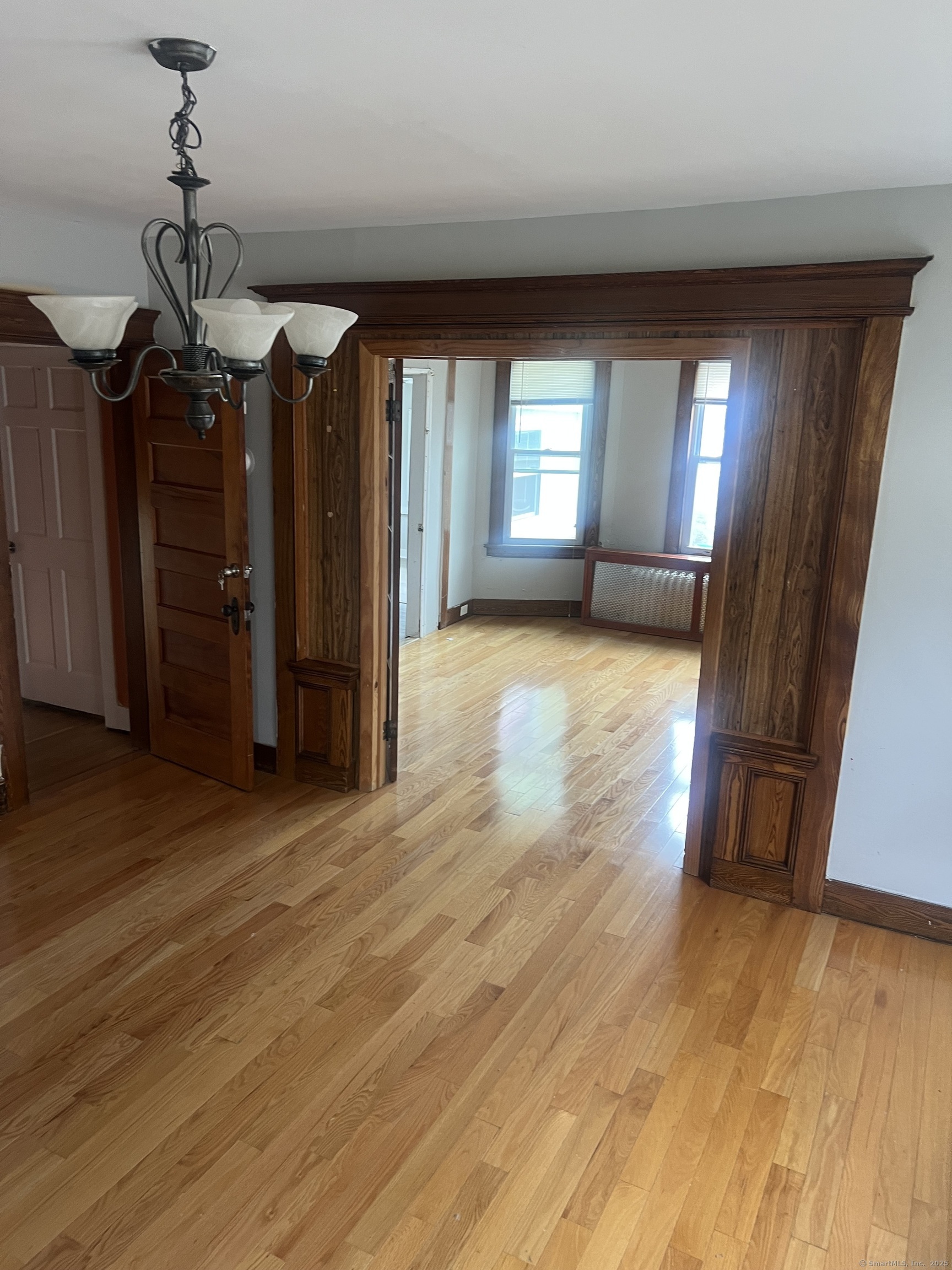 Property Photo: 105 Wentworth Street 2 CT 06606