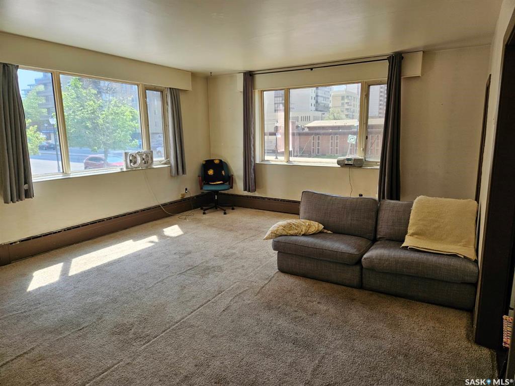 Property Photo:  400 4th Avenue N 19  SK S7K 2M3 