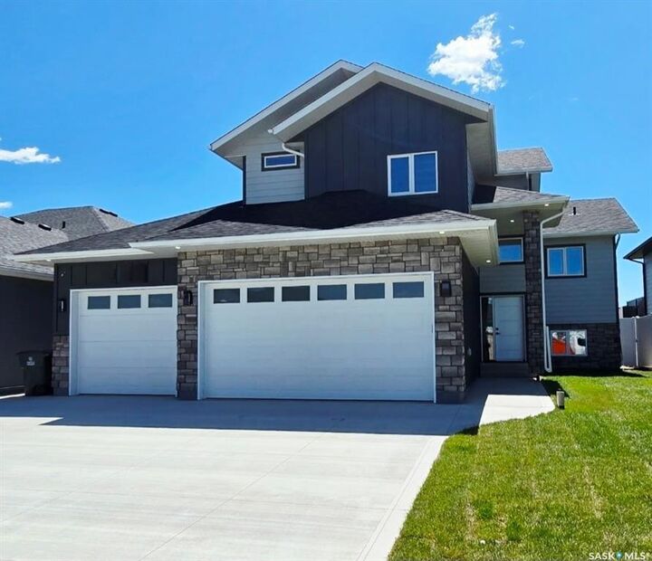 703 Ballesteros Crescent  Warman SK S0K 4S4 photo