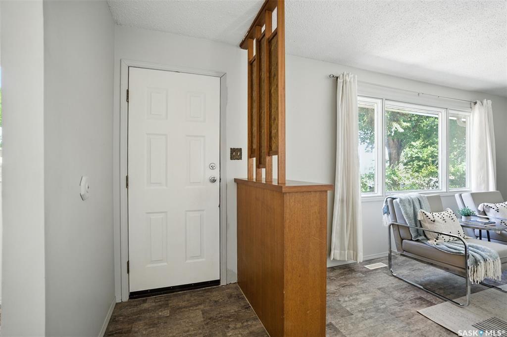Property Photo: 229 Carleton Drive SK S7H 3P1