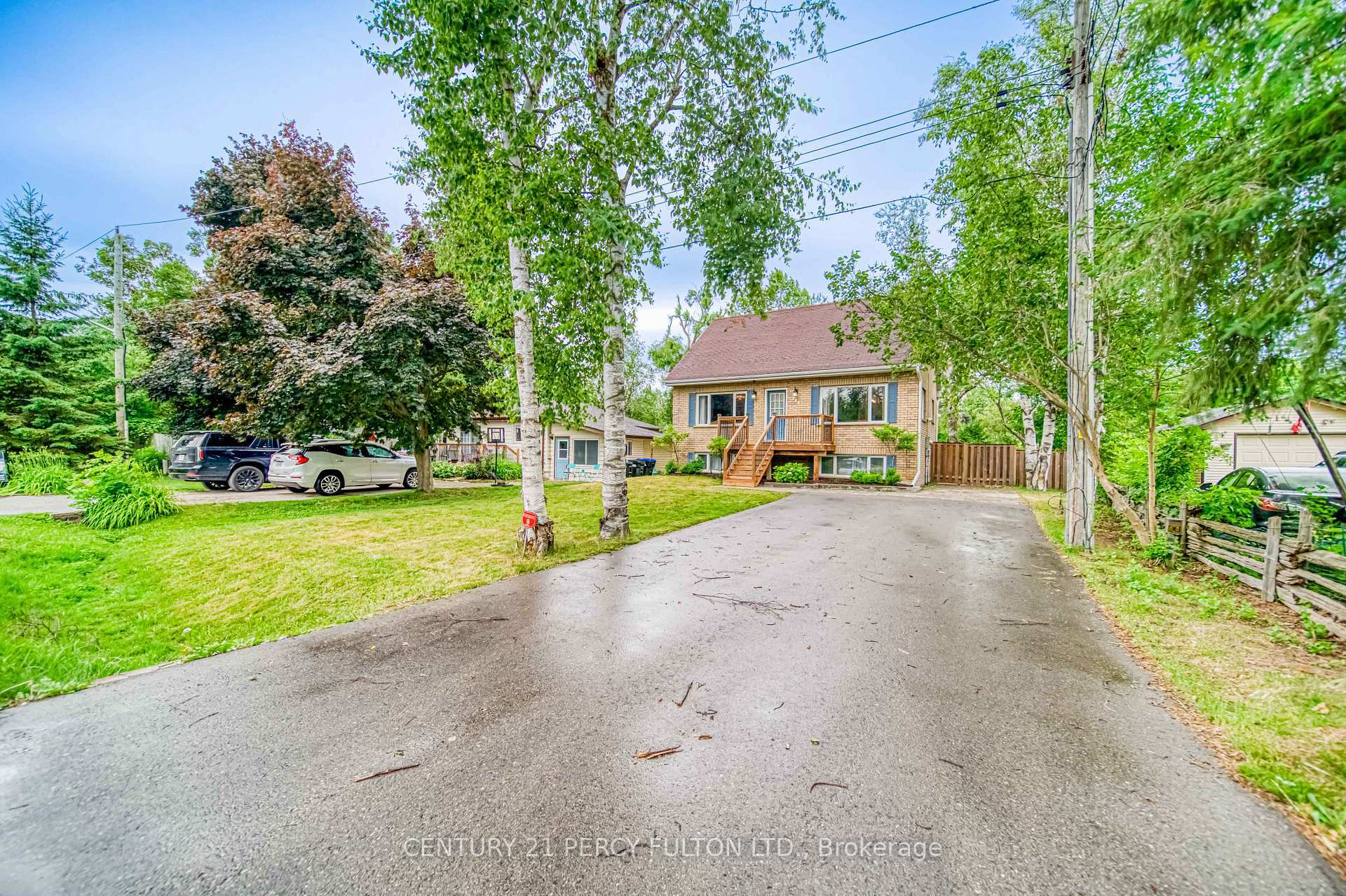 Property Photo:  744 William Street  ON L9S 2G3 