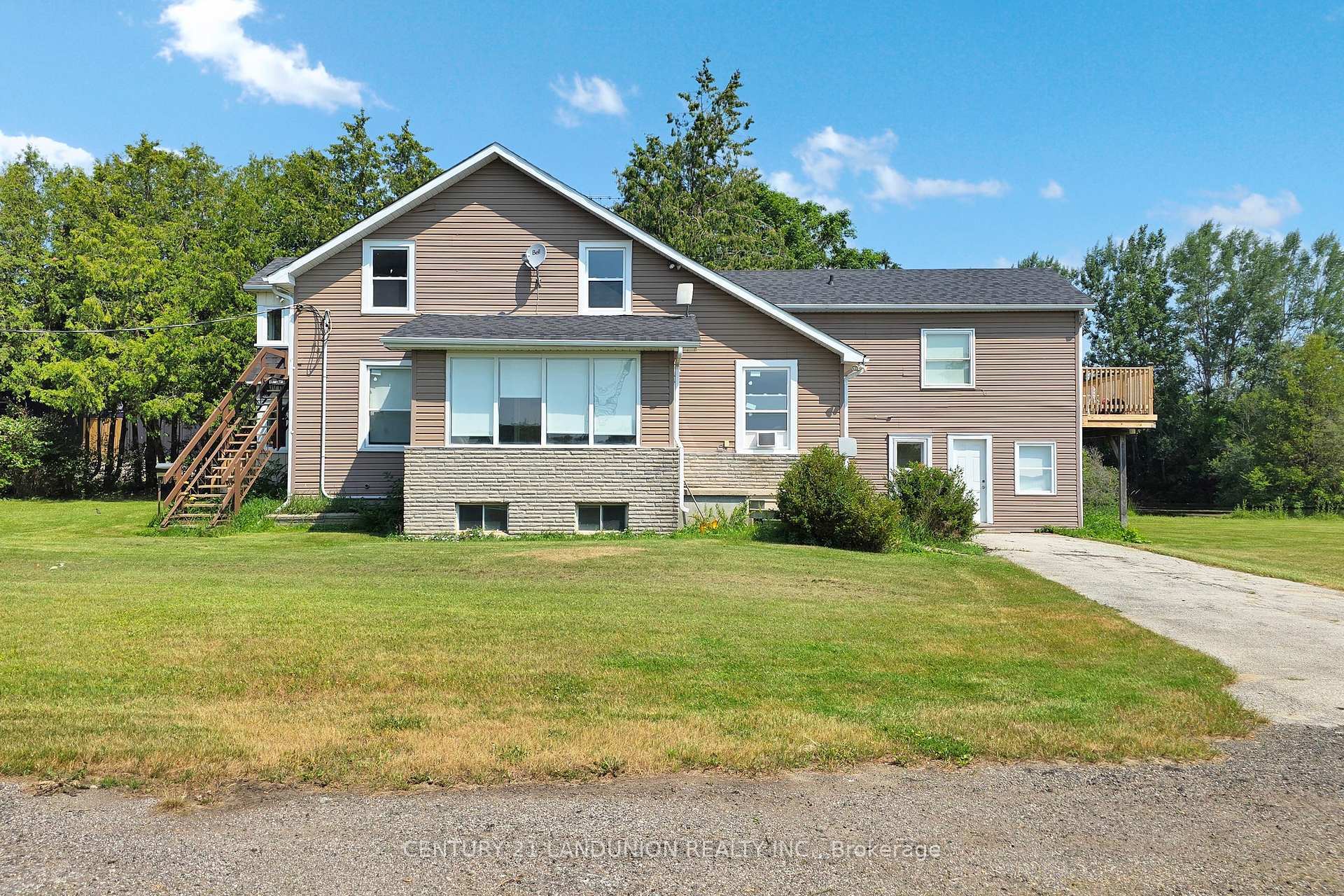 Property Photo: 13291 Warden Acres E ON L4A 3X8