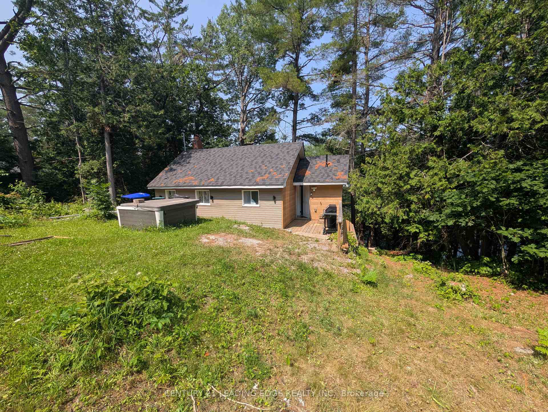 Property Photo: 8144 Laidlaw Avenue ON L0K 2B0