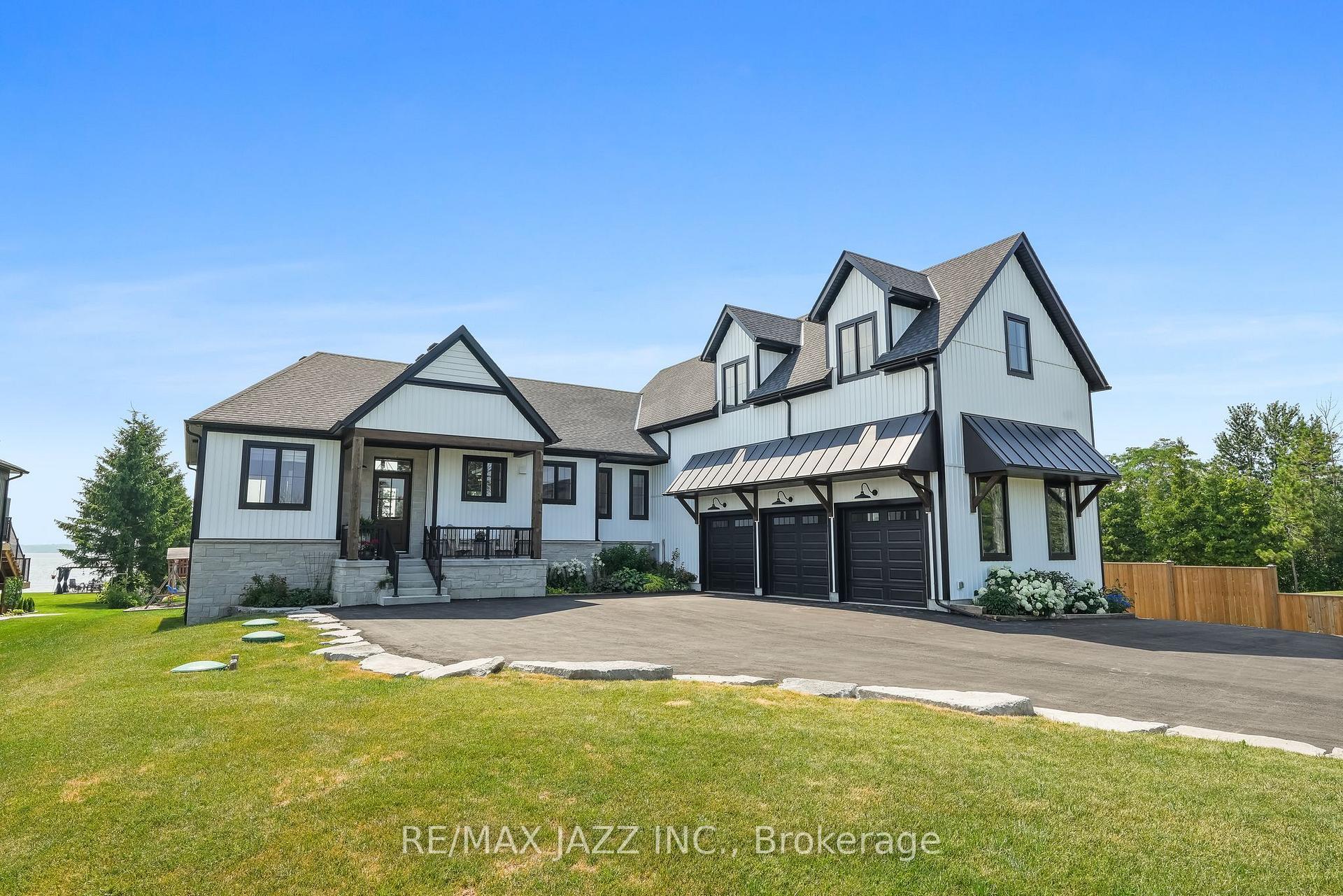 Property Photo: 48 Pleasant View Crescent ON K0M 2C0