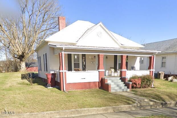 Property Photo: 306 Wilson Avenue TN 37604