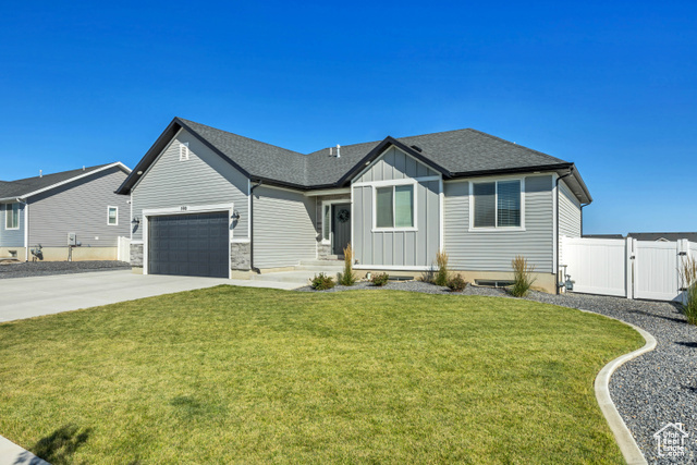 Property Photo: 590 W Durfee St UT 84029